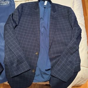 STATE + LIBERTY BRAND NEW SUIT - JACKET (SIZE 44) - PANTS - SIZE 40